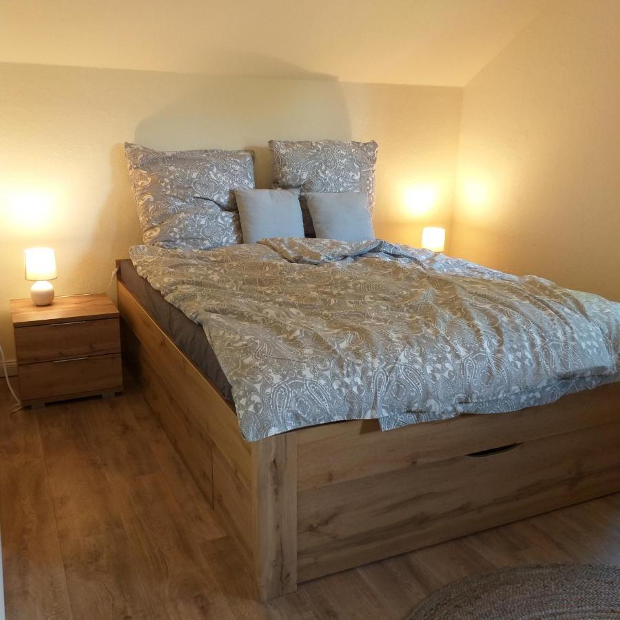 Friesenauster - Grosse Ferienwohnung Fuer Bis Zu 6 Personen Jever Buitenkant foto